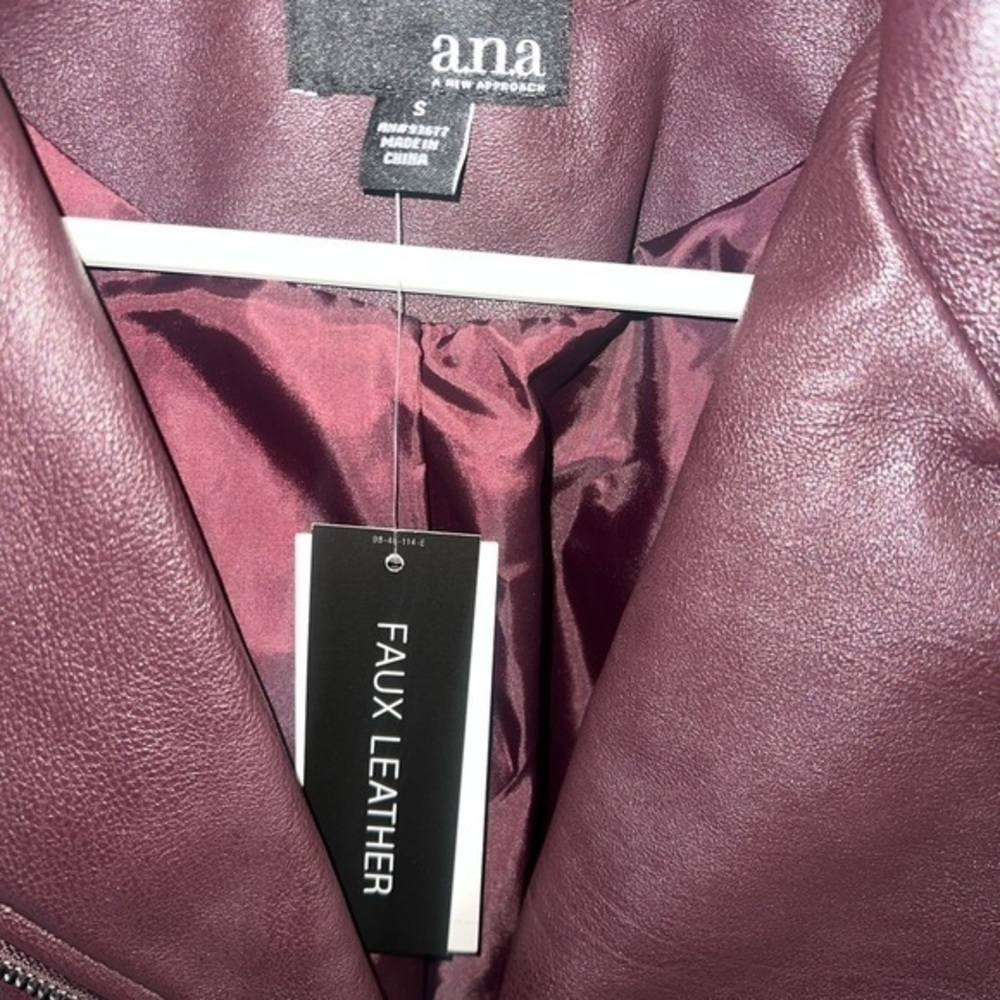 Burgundy Faux Leather Small Women’s Jacket - Picture 3 of 5